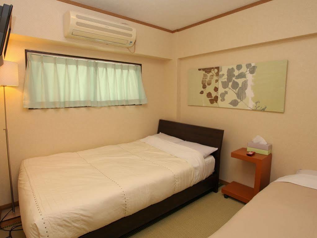 Hostel Zen Yokohama  Exteriör bild